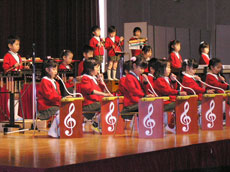 晴れ舞台での達成感は子ども達の将来にたしかな自信を与えてくれる。